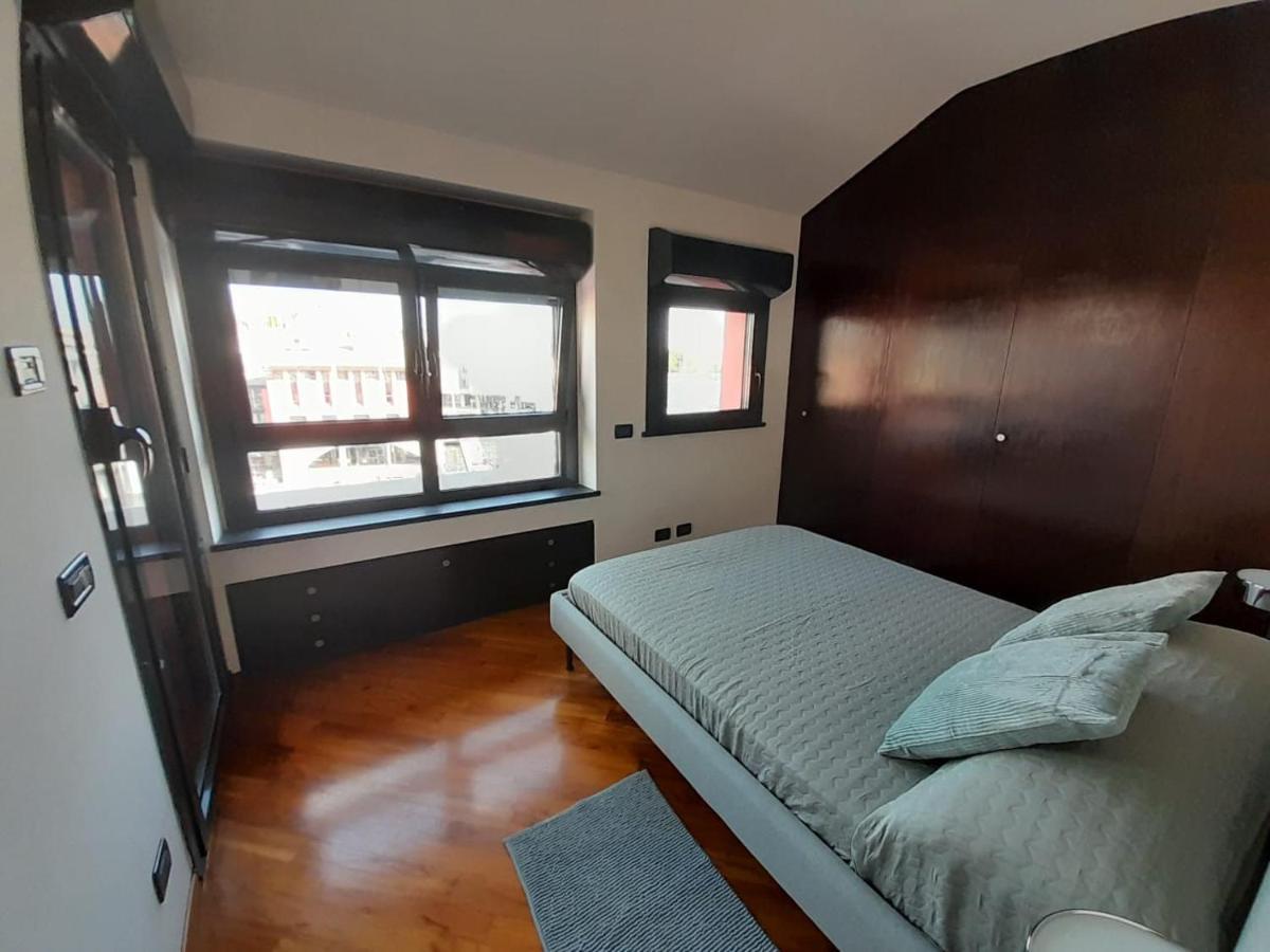 Bilocale Vista Mare Con Terrazzo-Porto Antico- Parcheggio Scontato Apartment Генуа Екстериор снимка
