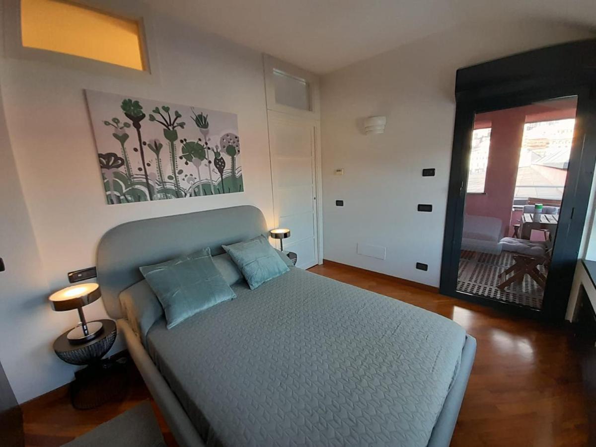 Bilocale Vista Mare Con Terrazzo-Porto Antico- Parcheggio Scontato Apartment Генуа Екстериор снимка