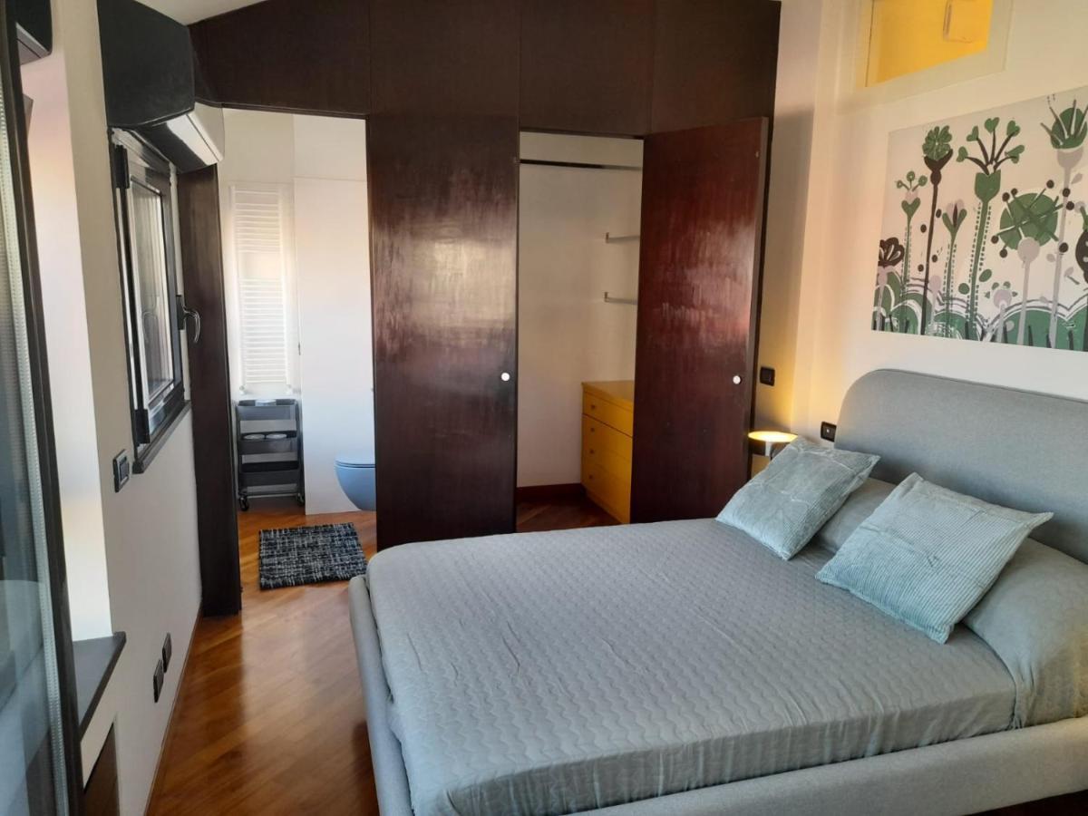 Bilocale Vista Mare Con Terrazzo-Porto Antico- Parcheggio Scontato Apartment Генуа Екстериор снимка