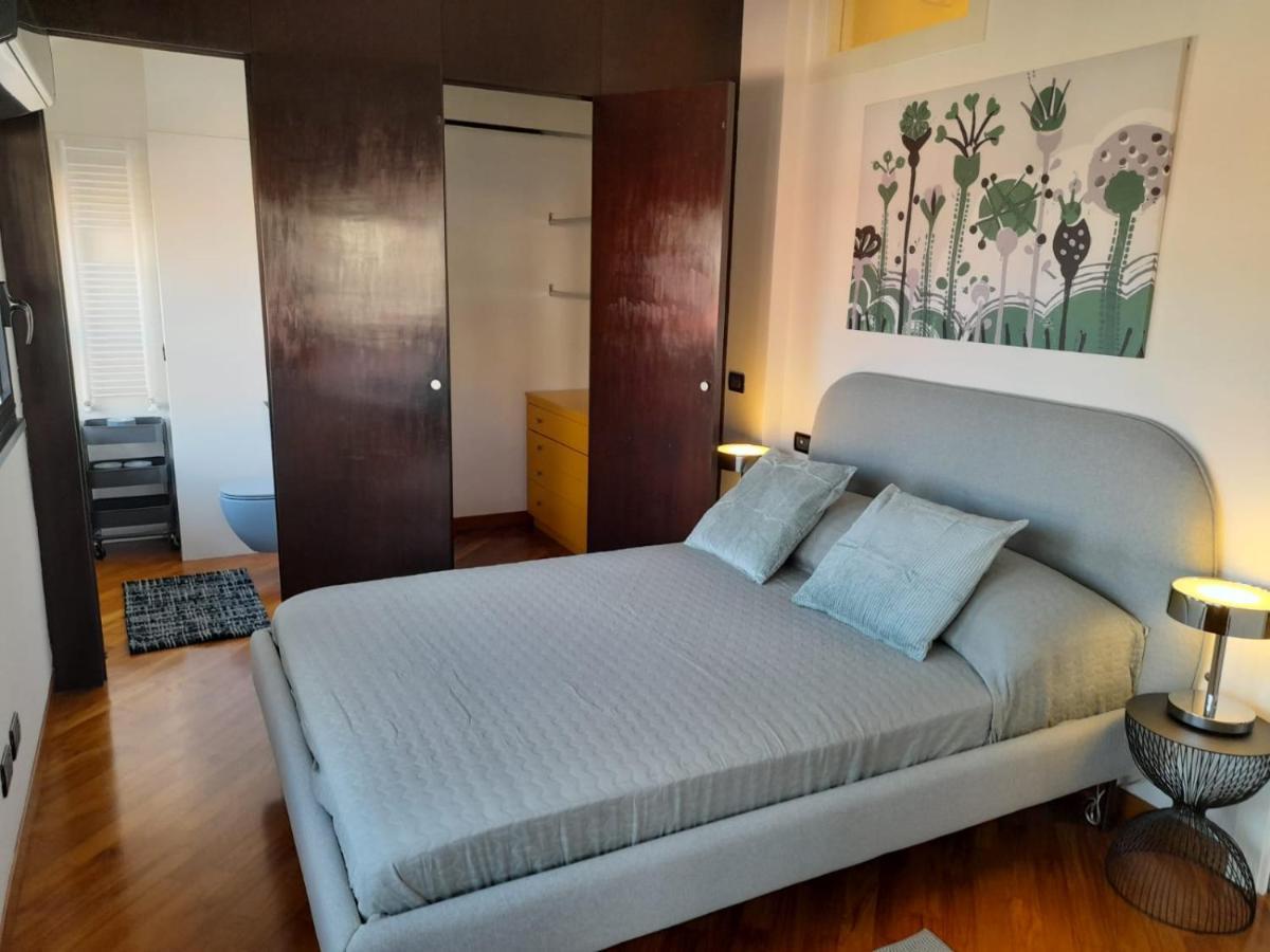 Bilocale Vista Mare Con Terrazzo-Porto Antico- Parcheggio Scontato Apartment Генуа Екстериор снимка